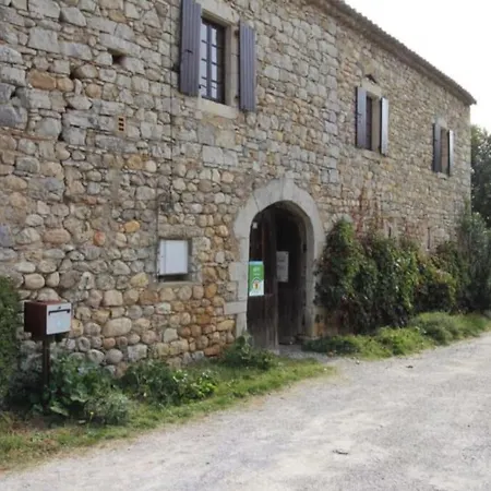 Holiday home Dans Hameau En Bord De Riviere Joyeuse