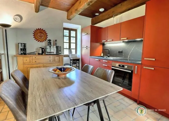 Hébergement de vacances Dans Hameau En Bord De Rivière